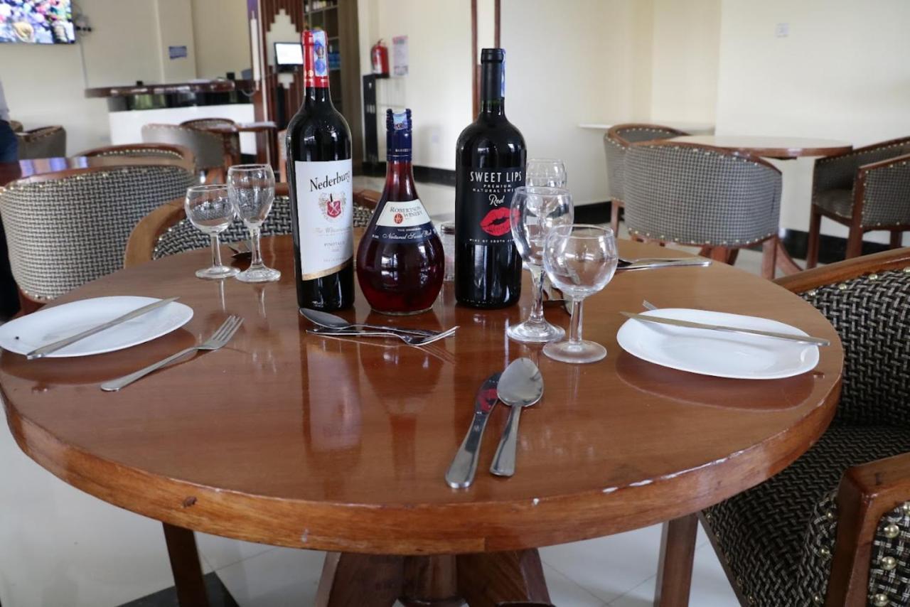 Wote Paraiso Gardens Hotel מראה חיצוני תמונה